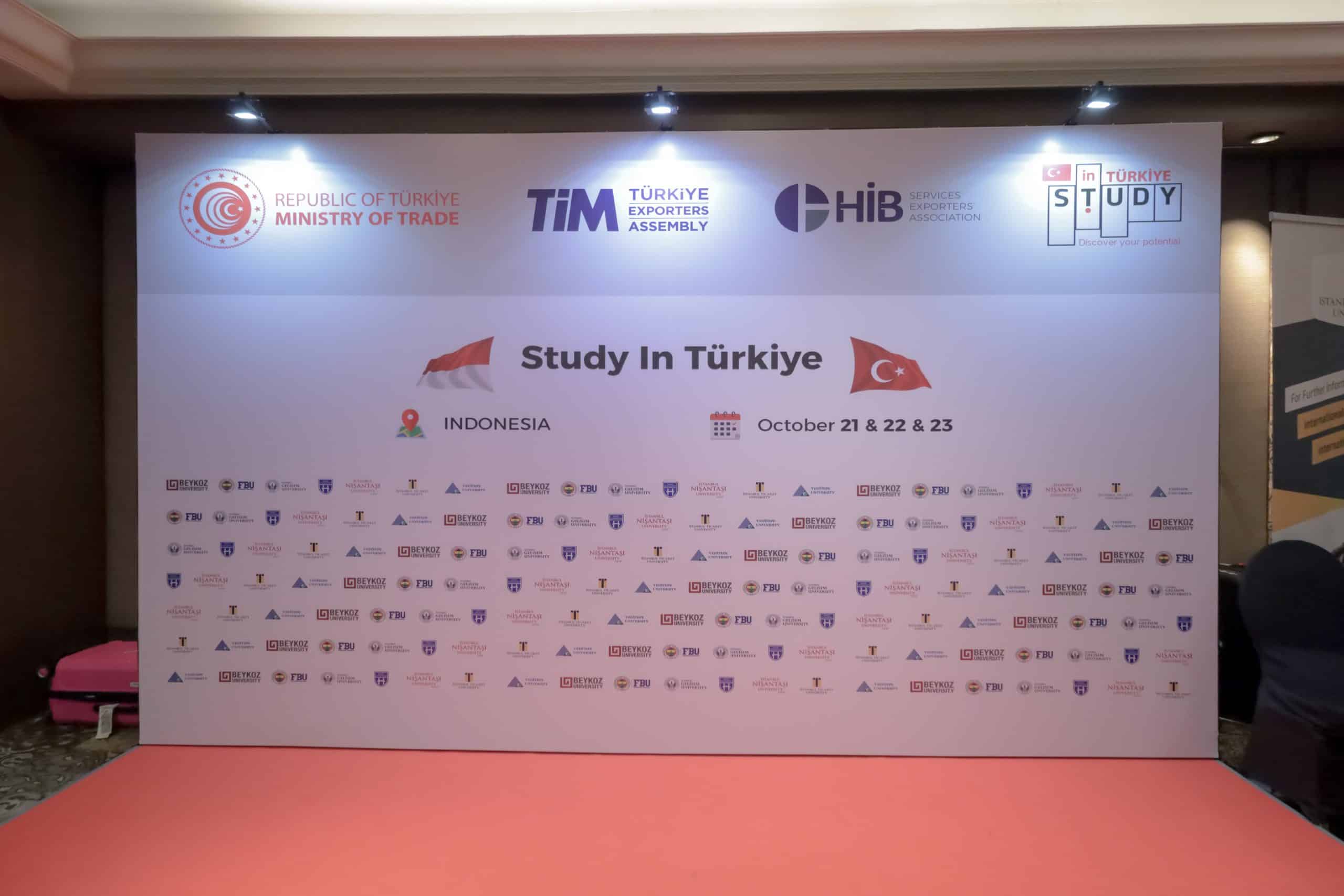 معرض الجامعات التركية HİSER 2025 يُعقد بنجاح في جاكرتا